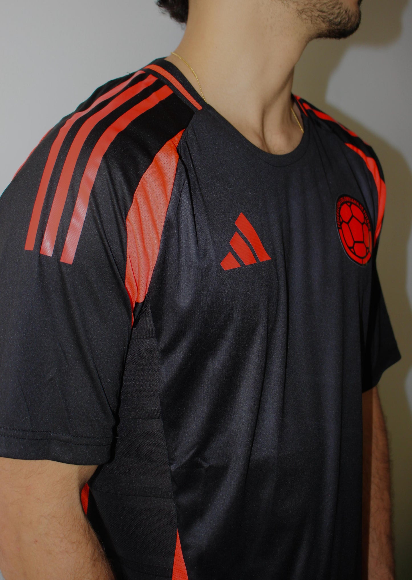 CAMISETA COLOMBIA NEGRA VERSION JUGADOR