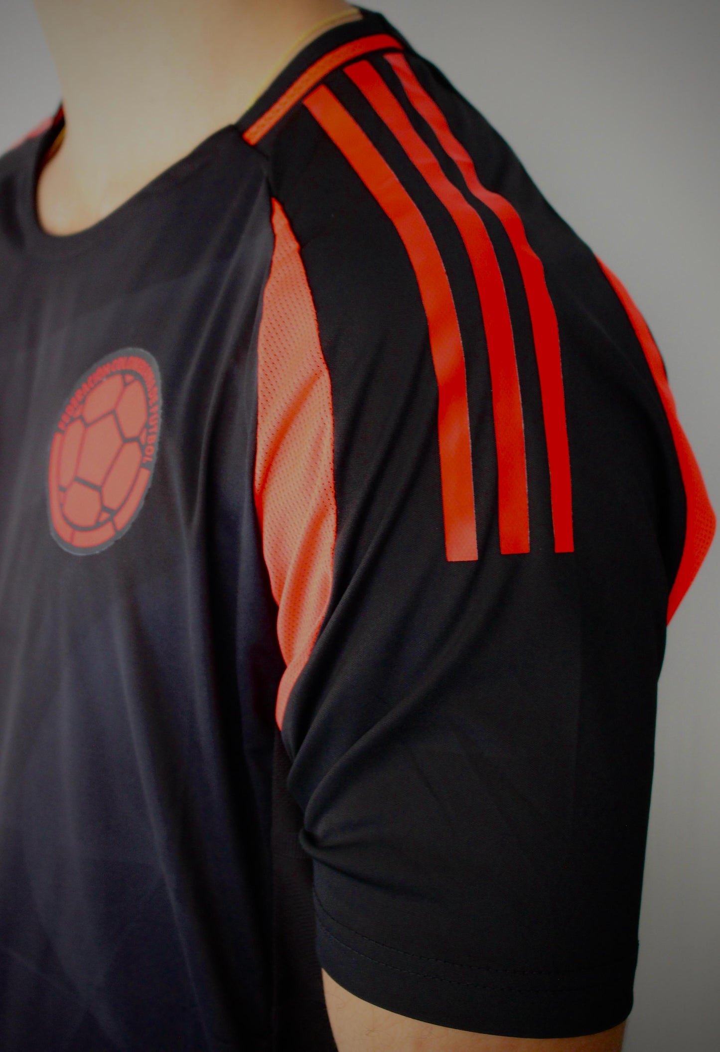 CAMISETA COLOMBIA NEGRA VERSION JUGADOR