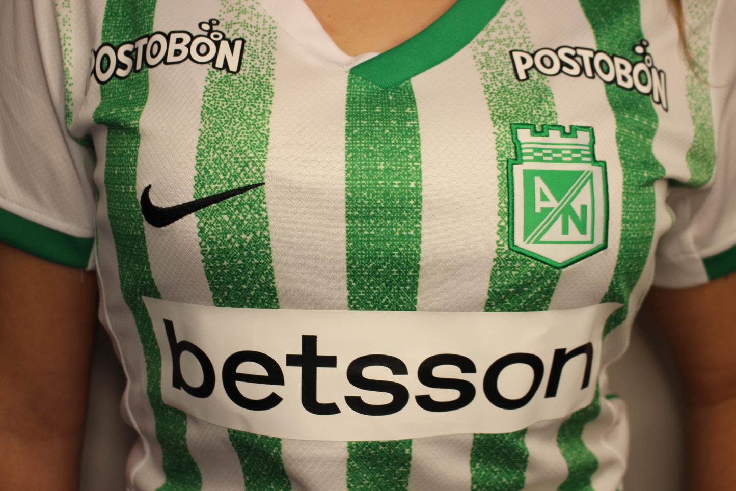 Combo 2x1 Camisetas Atlético Nacional – Verde Limón + Rayas Blanco/Verde